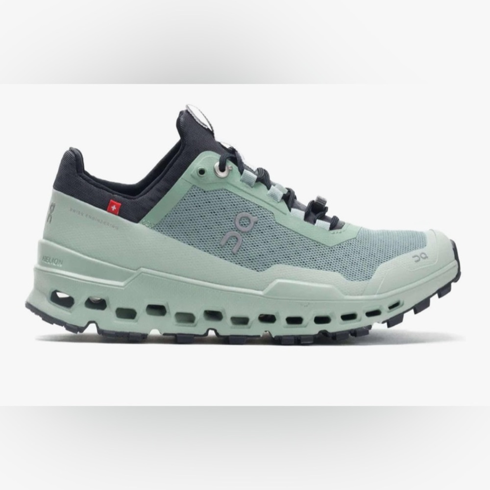 Brand new On Running cloudultra women’s shoes